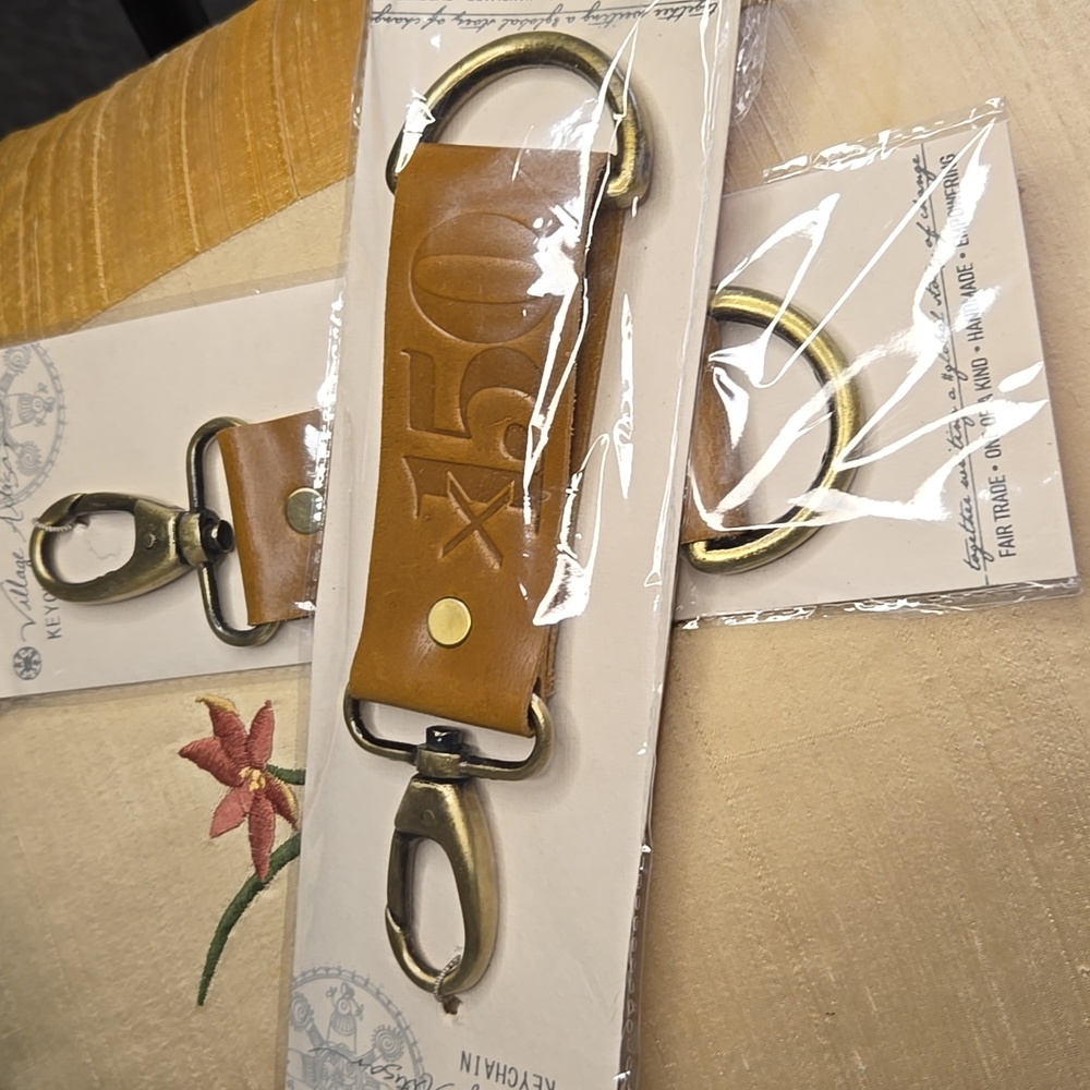 Keychains - Picture 4 of 6